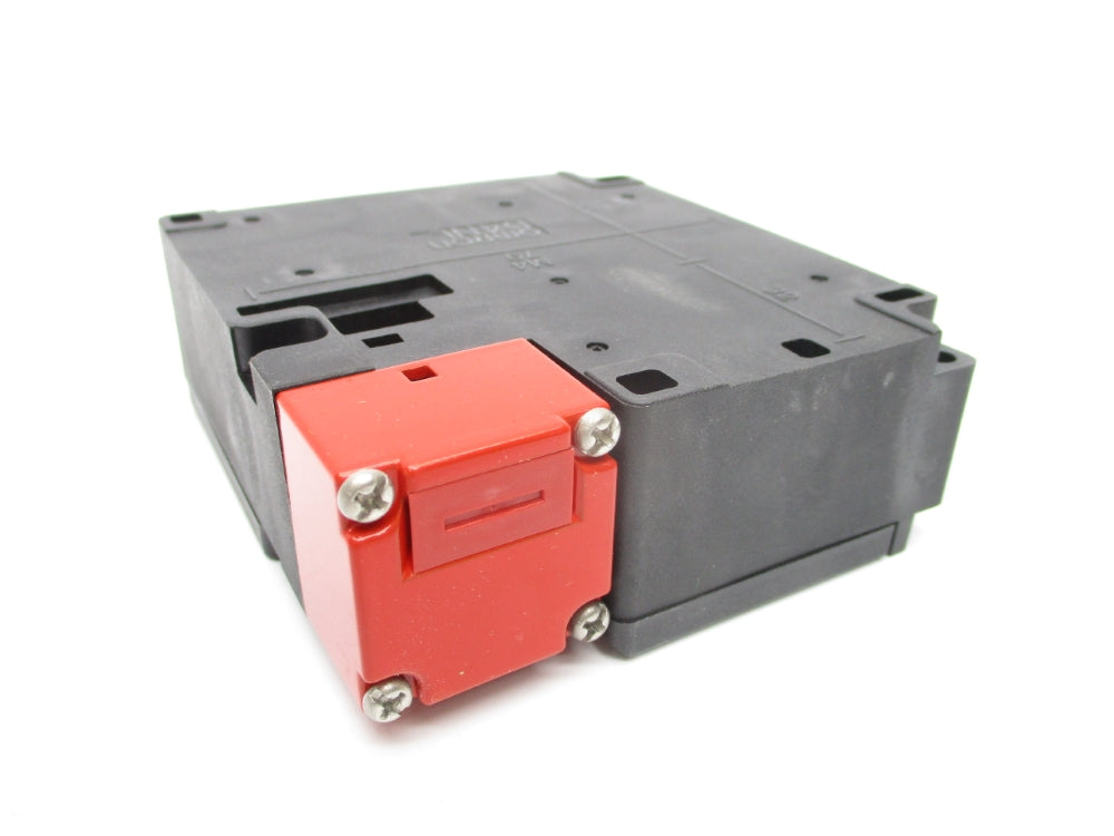 OMRON D4NL-4EDA-B4-NPT NSMP