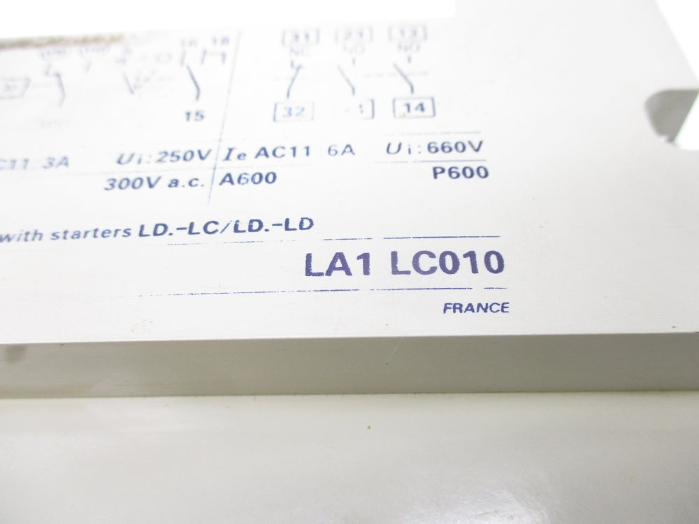 TELEMECANIQUE LA1LC010 300VAC 3A UNMP