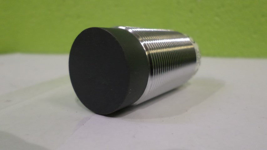 BALLUFF BES-M30MG1-PSC40F-S04G PROXIMITY SENSOR *NEW NO BOX*