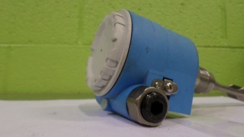 ENDRESS+HAUSER LIQUIPHANT II FTL360-RGN2A2L LEVEL SWITCH *NEW NO BOX*