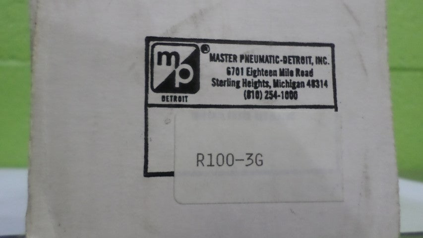 MASTER PNEUMATIC R100-3G GENERAL PURPOSE REGULATOR *NEW IN BOX*