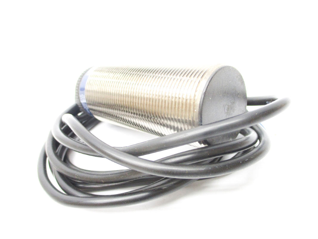 TELEMECANIQUE XSAV11801 24-240V NSMP