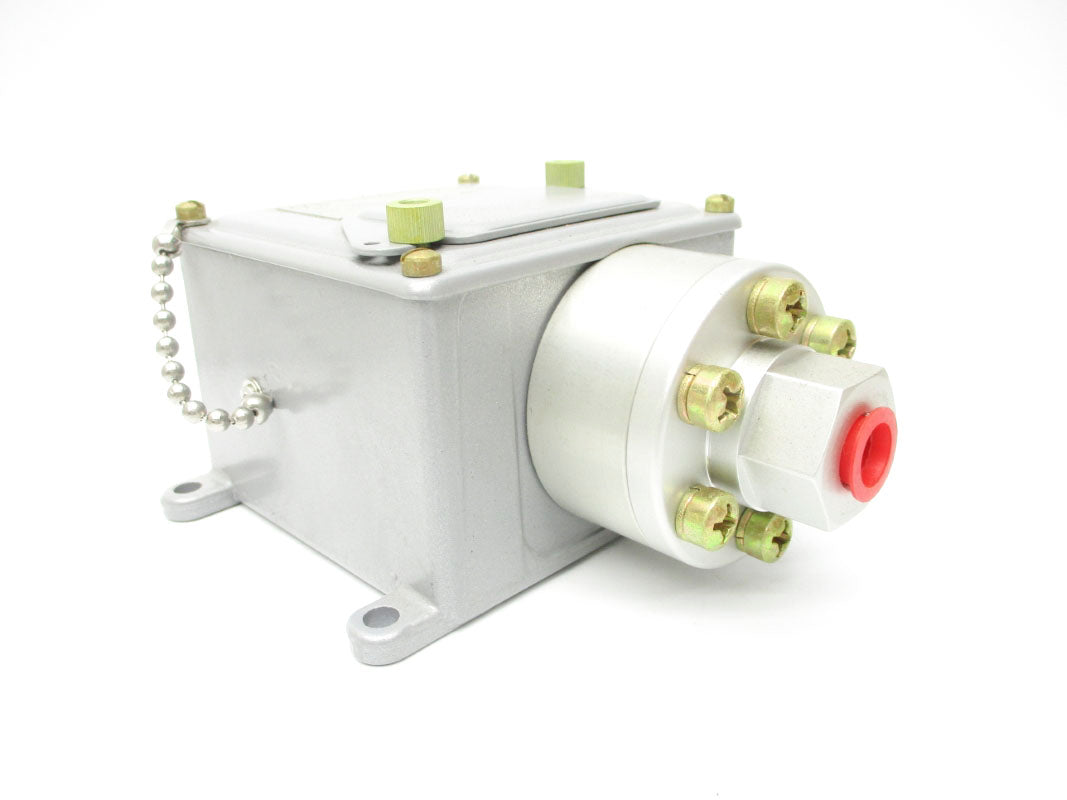 CUSTOM CONTROL SENSORS 604P15 5000PSI 480VAC 15A NSMP