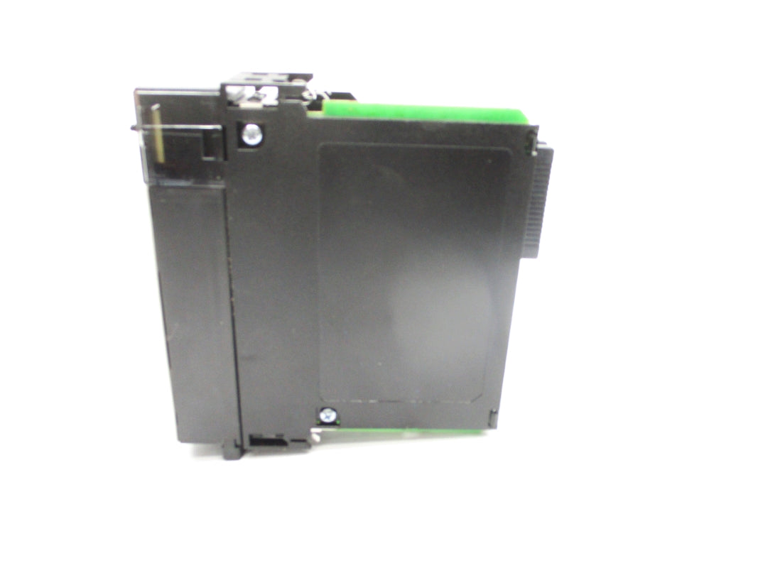 ALLEN BRADLEY 1756-OW16I SER. A F/W 3.003 24VDC UNMP