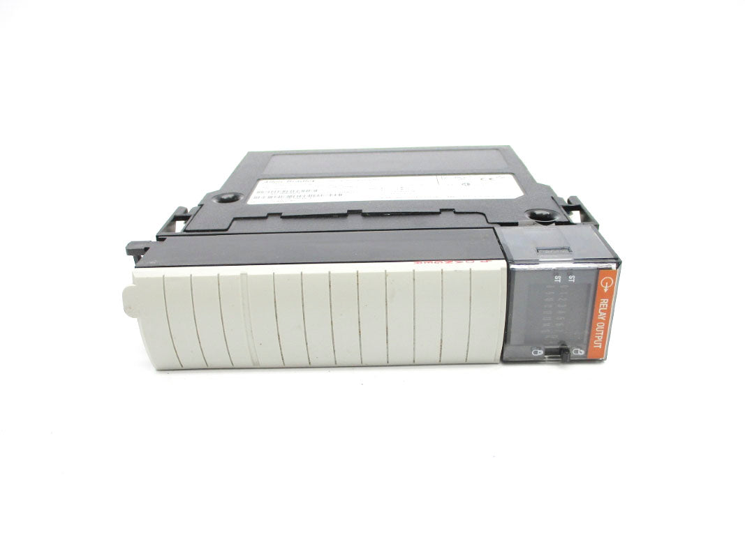 ALLEN BRADLEY 1756-OW16I SER. A F/W 3.003 24VDC UNMP