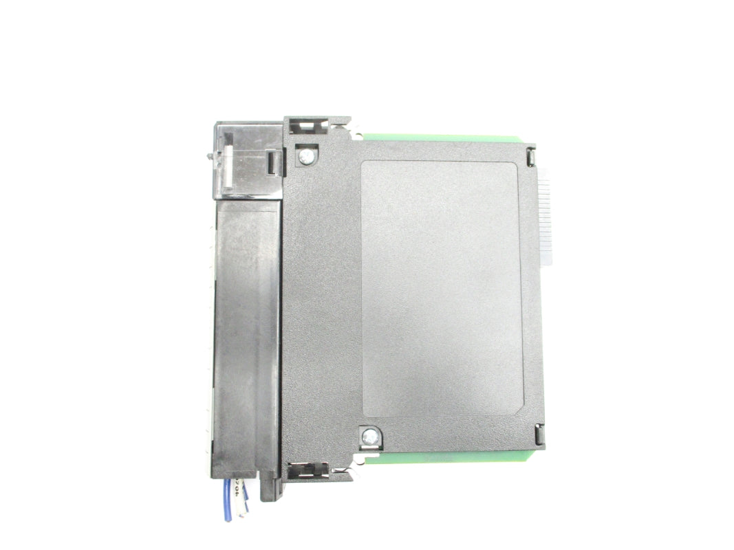 ALLEN BRADLEY 1756-IB16 SER. A F/W 3.004 24VDC UNMP