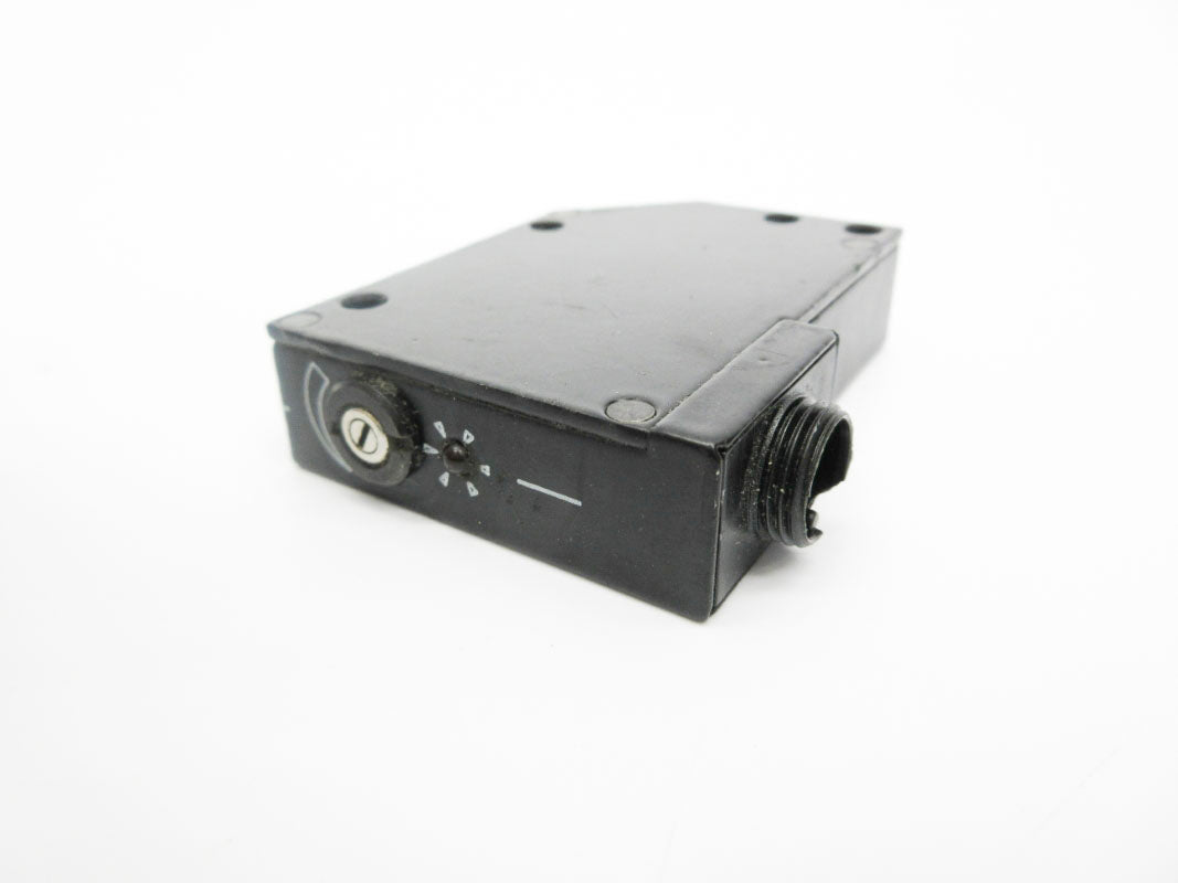 BAUMER FVDS15N5001 10-30V UNMP
