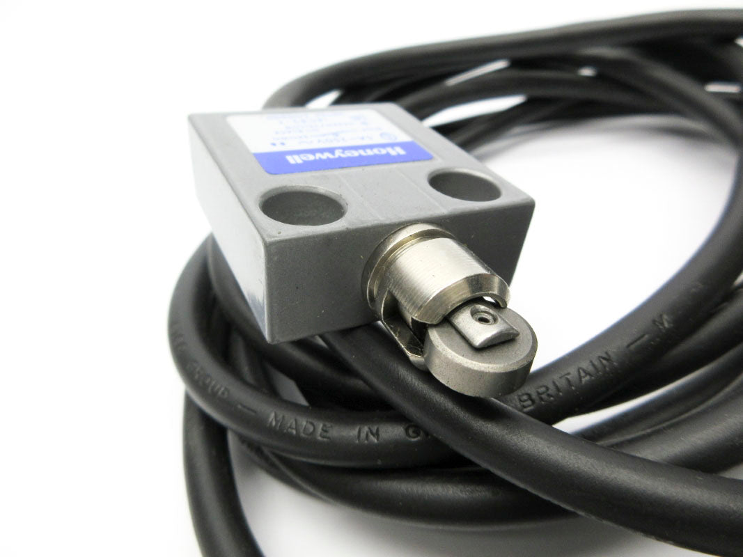 HONEYWELL 14CE2-3 5A 250V NSNP