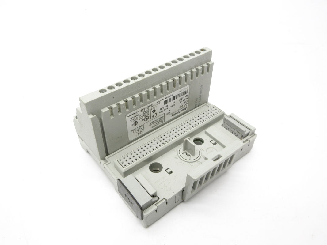 ALLEN BRADLEY 1794-TB3 SER. A 125VDC/AC 10A NSNP