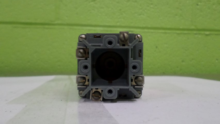 MICROSWITCH 908AAA01 INDICATOR SWITCH 120V *USED*