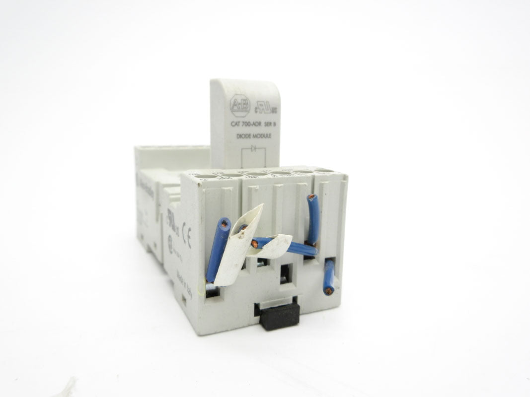 ALLEN BRADLEY 700-HN205 SER. A 10A 300V UNMP
