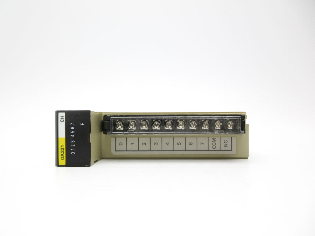 OMRON C200H-OA221 240VAC 4A NSNP