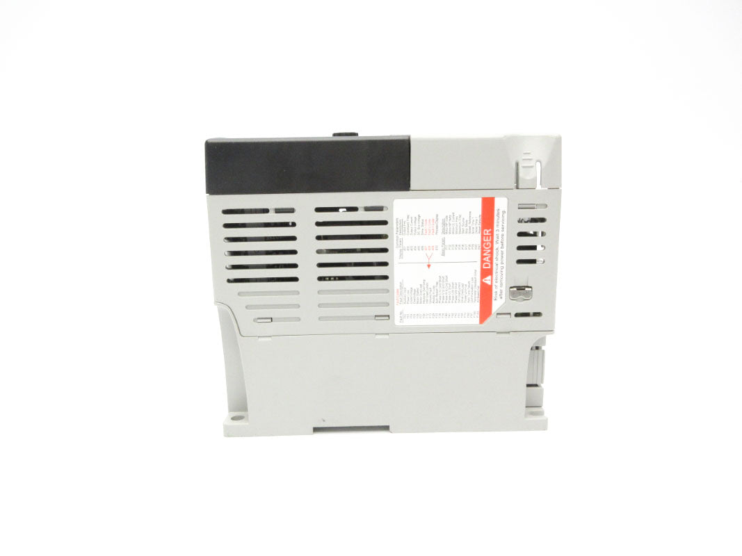 ALLEN BRADLEY 22A-D4P0N104 SER. A F/W 3.01 480V 5.7A NSNP