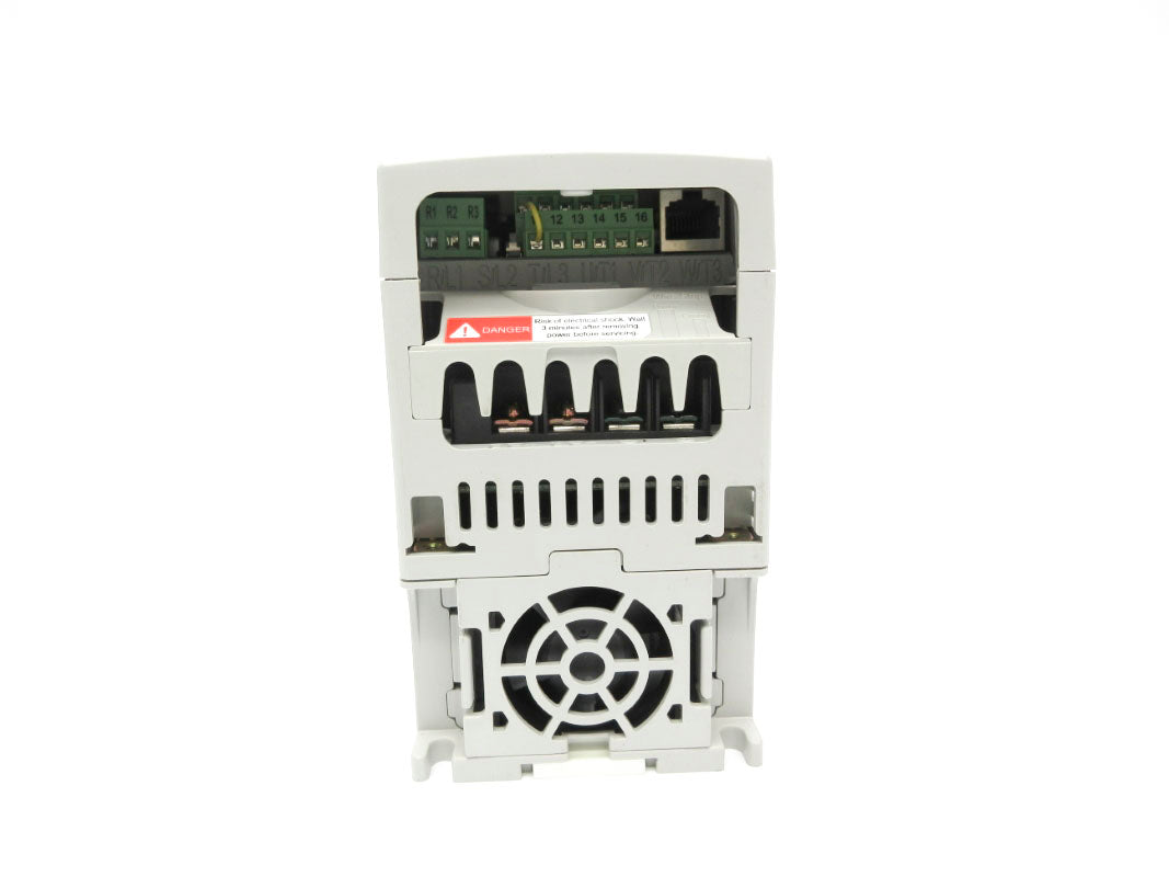 ALLEN BRADLEY 22A-D4P0N104 SER. A F/W 3.01 480V 5.7A NSNP