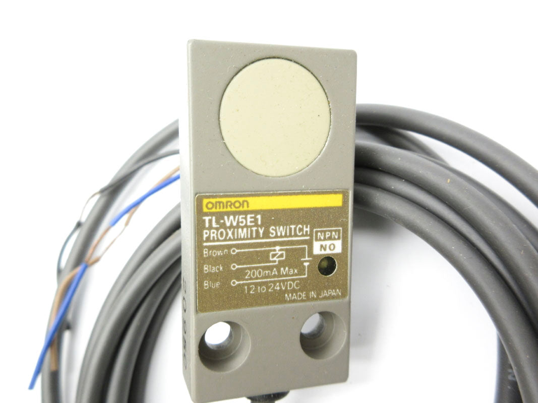 OMRON TL-W5E1 12-24VDC NSNP