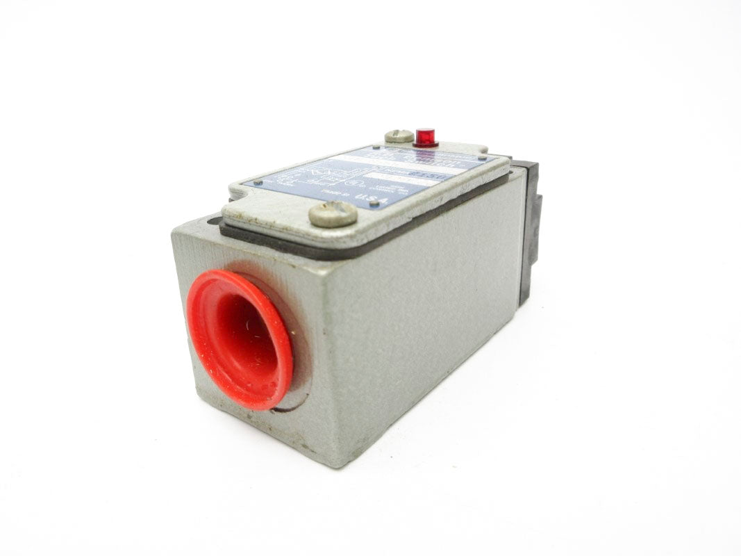TELEMECANIQUE ST0-8166 NSMP