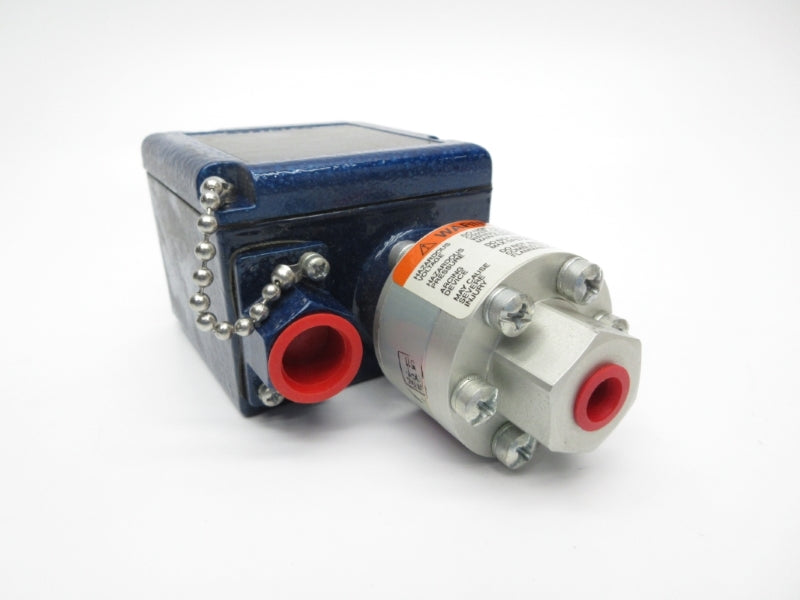 NEO-DYN 100P12C3 125/250VAC 15A 5000PSI NSNP
