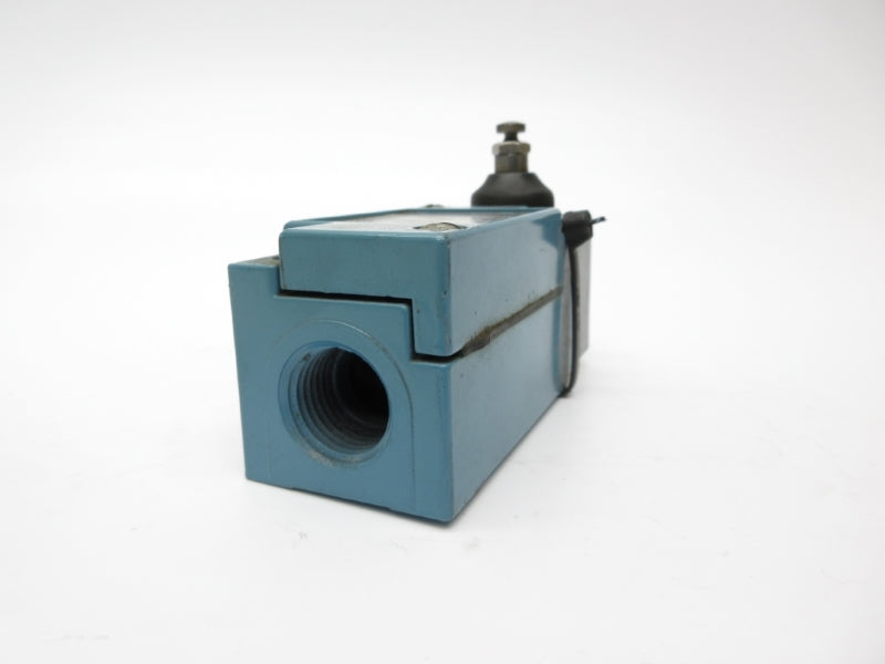 MICRO SWITCH LSW1A 600VAC 10A UNMP