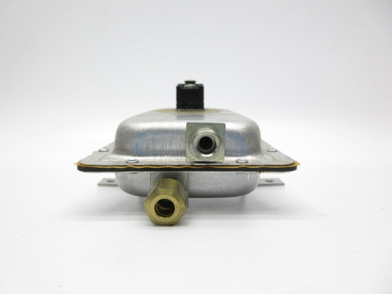 COLUMBUS ELECTRIC RH-1205-DIE 277VAC 15A NSNP
