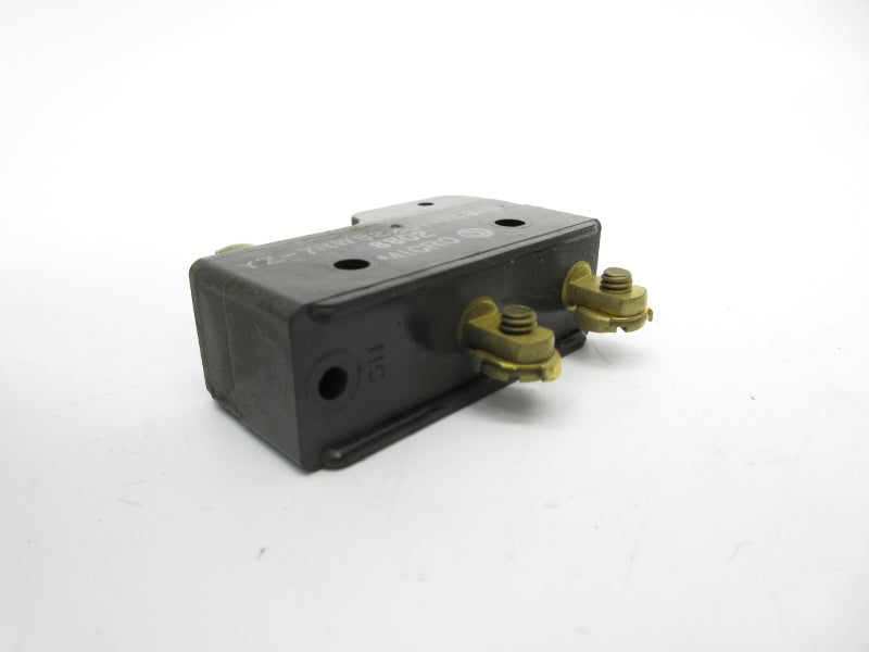 MICRO SWITCH YZ-7RW82237-P48-S 277VAC 15A NSNP