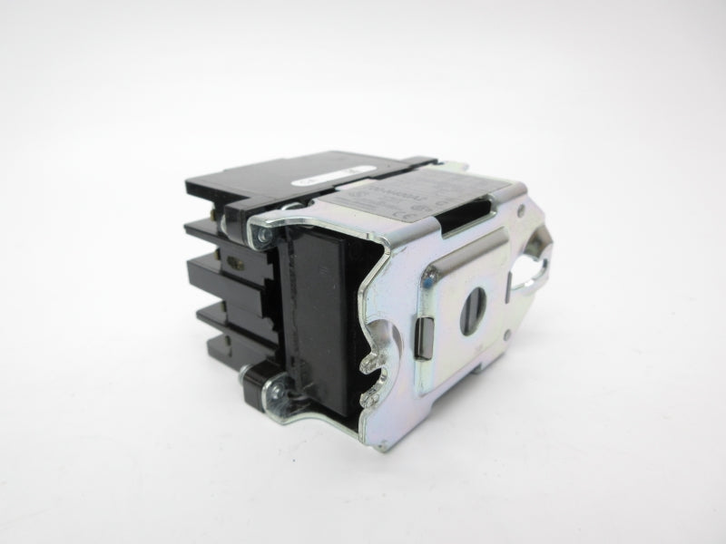 ALLEN BRADLEY 700-N400A2 SER. C 220/240V 60A (AS PICTURED) NSNP