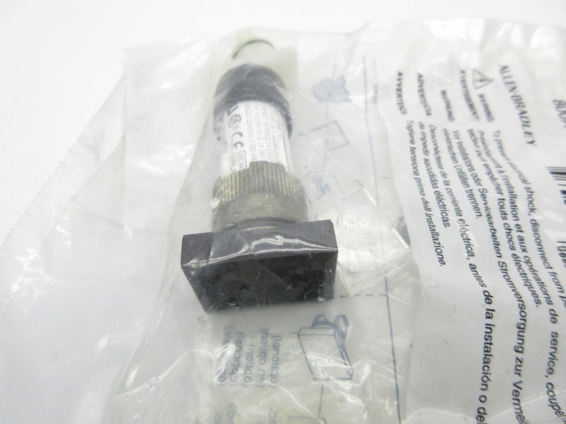 ALLEN BRADLEY 800A-C2CC SER. B NSMP