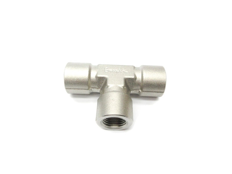 SWAGELOK SS-6-T (LOT OF 3) NSNP