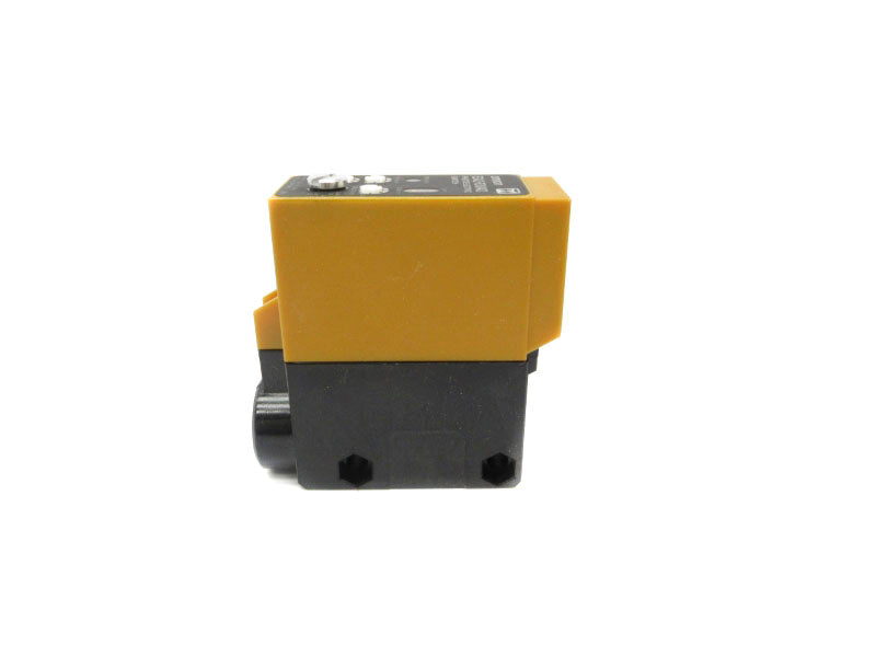 OMRON E3A2-R3M4D NSNP
