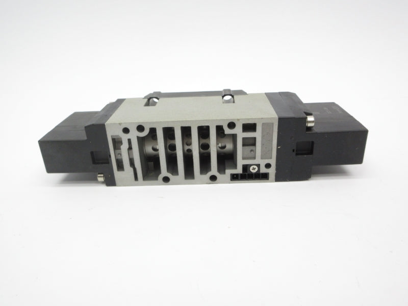 SMC NVFS4300-5FZ 21-26VDC 0.15-1.0MPA  NSNP
