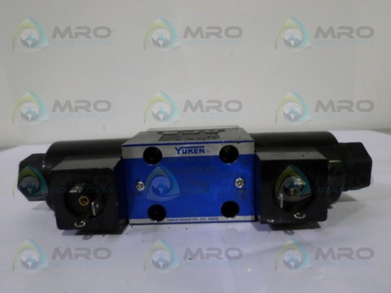 YUKEN DSG-01-3C4-D24-N-70 DIRECTION CONTROL VALVE *NEW NO BOX*