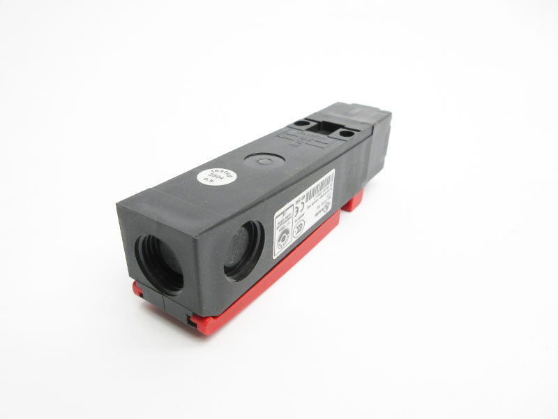 EUCHNER NM02VZA-M 230VAC 4A NSMP