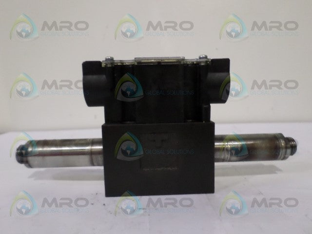 YUKEN DSG-01-2D2-A100-70 DIRECTIONAL VALVE (MISSING COILS) *NEW NO BOX*