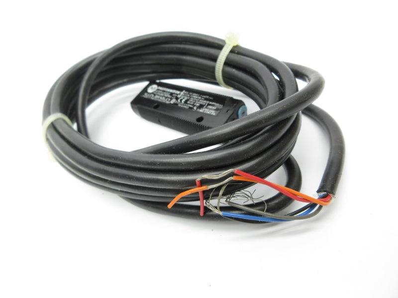 ALLEN BRADLEY 42SRU-6202 SER. B 10-30VDC (GY/BL) NSMP