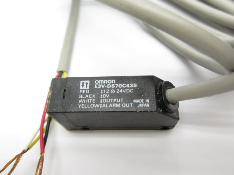 OMRON E3V-DS70C43S 12-24VDC NSNP
