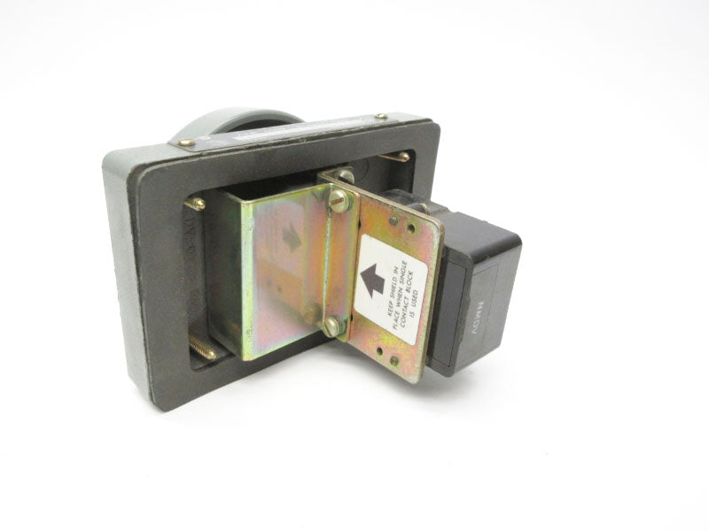 ALLEN BRADLEY 800P-1F1AR SER. C 600V (BR/WH) NSMP