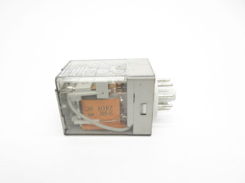 ALLEN BRADLEY 700-HA32A2-4L SER. D 240VAC 10A (WH) NSMP