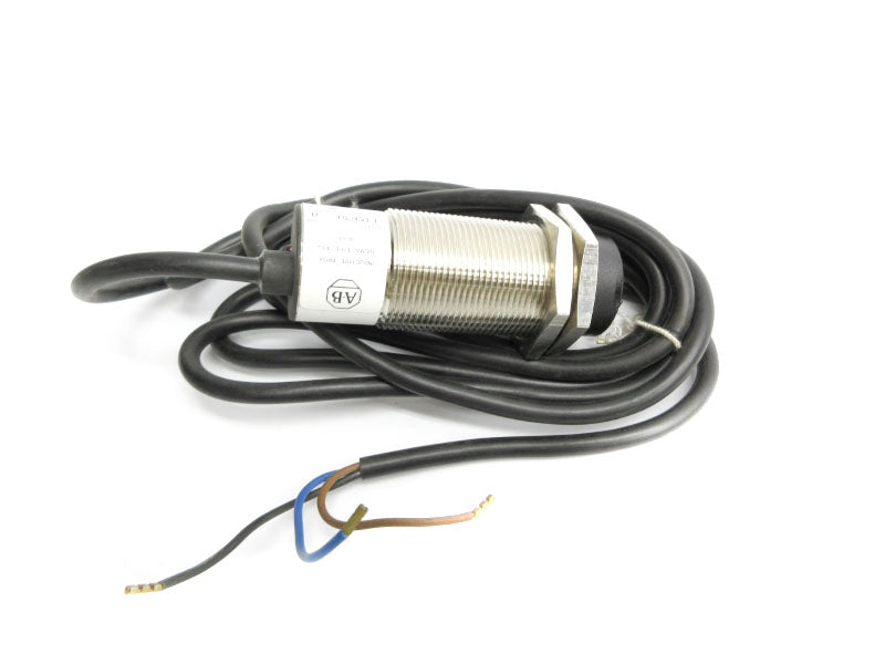ALLEN BRADLEY 871C-P15B30 SER. A 10-30VDC NSNP