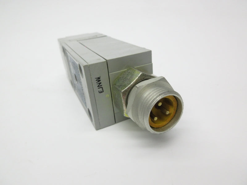 ALLEN BRADLEY 802PR-LBAK1 SER. C 40-132V .025A (BK/YL) NSMP
