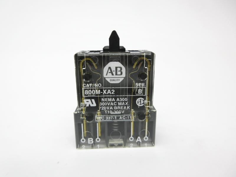 ALLEN BRADLEY 800M-XA2 SER. B 110-300V NSNP