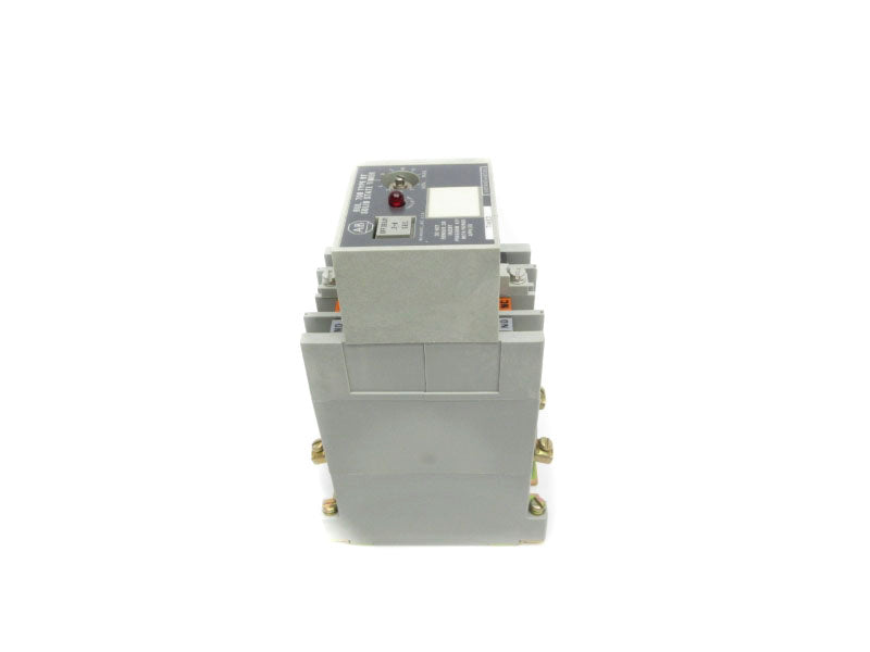ALLEN BRADLEY 700-RT00T110A1 SER. A 120-600VAC 30A .2-8S NSNP