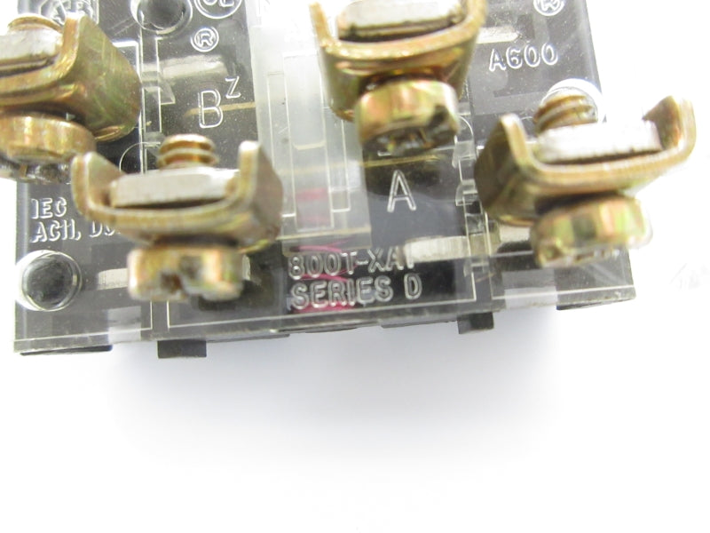 ALLEN BRADLEY 800T-XA1 SER. D NSNP