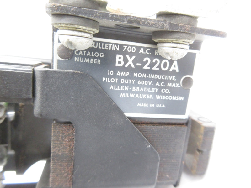 ALLEN BRADLEY 700-BX-220A 600VAC 10A NSNP