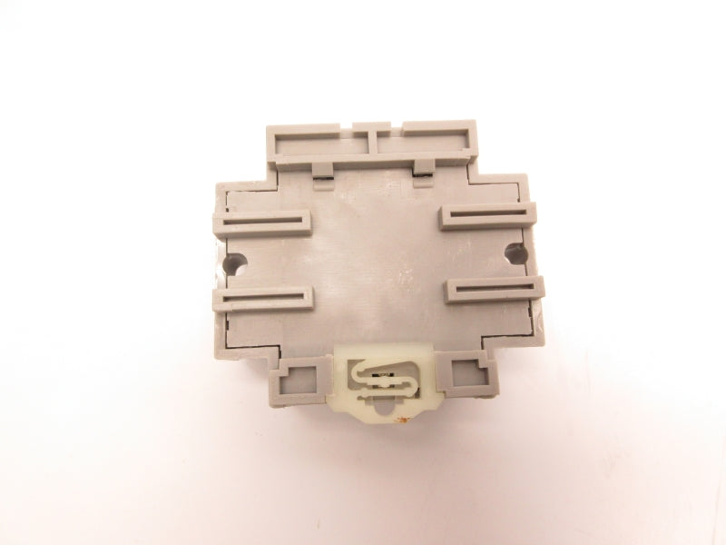 ALLEN BRADLEY 700-HN126 SER. A 300V 10A (PKG OF 10) (WH) NSMP
