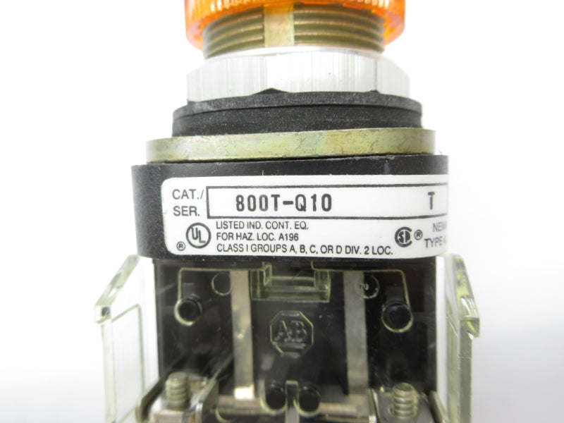 ALLEN BRADLEY 800T-Q10A SER. T 120VAC/DC NSNP