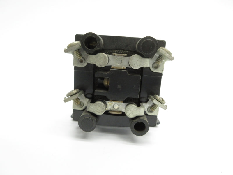 ALLEN BRADLEY 700-CL200A1 SER. B 120V 10A NSNP