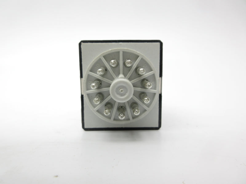 ALLEN BRADLEY 700-HA33A2 SER. D 240VAC 10A (WH) NSMP