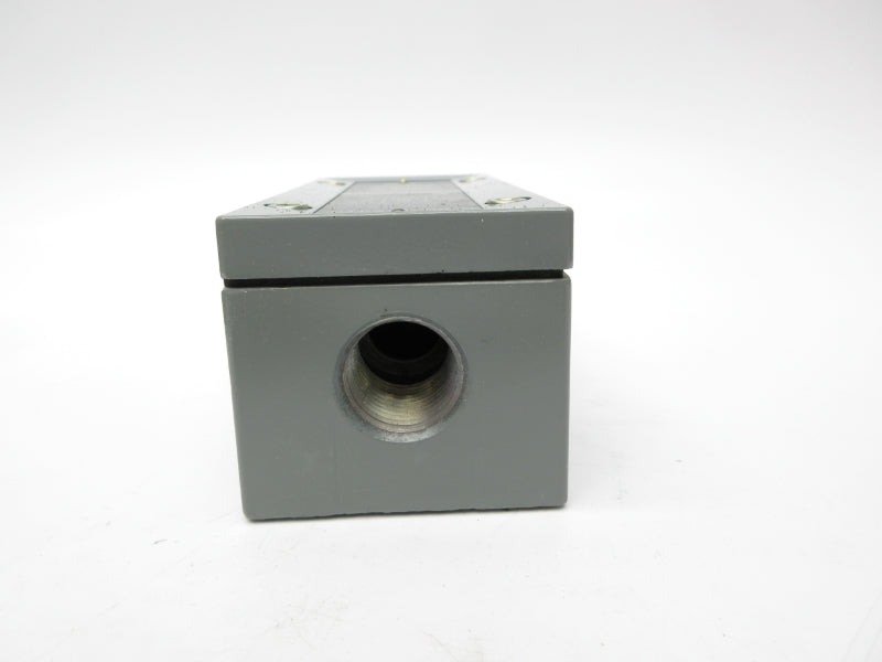 ALLEN BRADLEY 802X-B4 SER. B 120-600VAC 60A (GY/BL) NSMP
