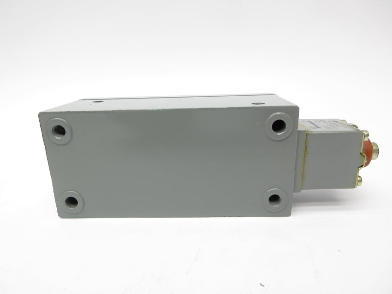 ALLEN BRADLEY 802X-B4 SER. B 120-600VAC 60A (GY/BL) NSMP