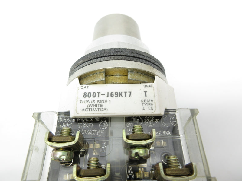 ALLEN BRADLEY 800T-J69KT7 SER. T (NO KEY) NSNP