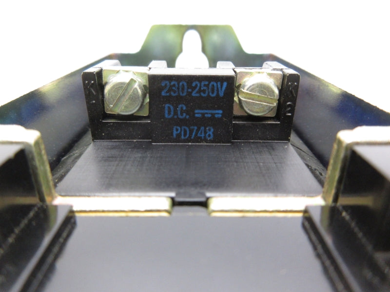 ALLEN BRADLEY 700DC-PPTZ2 SER. B 230-250VDC (BR/WH) NSMP